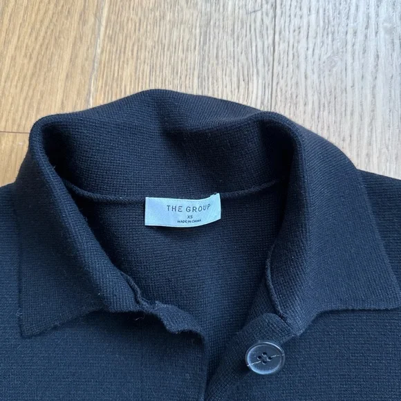 Aritzia Black Cropped Sweater Blazer - Picture 4 of 4